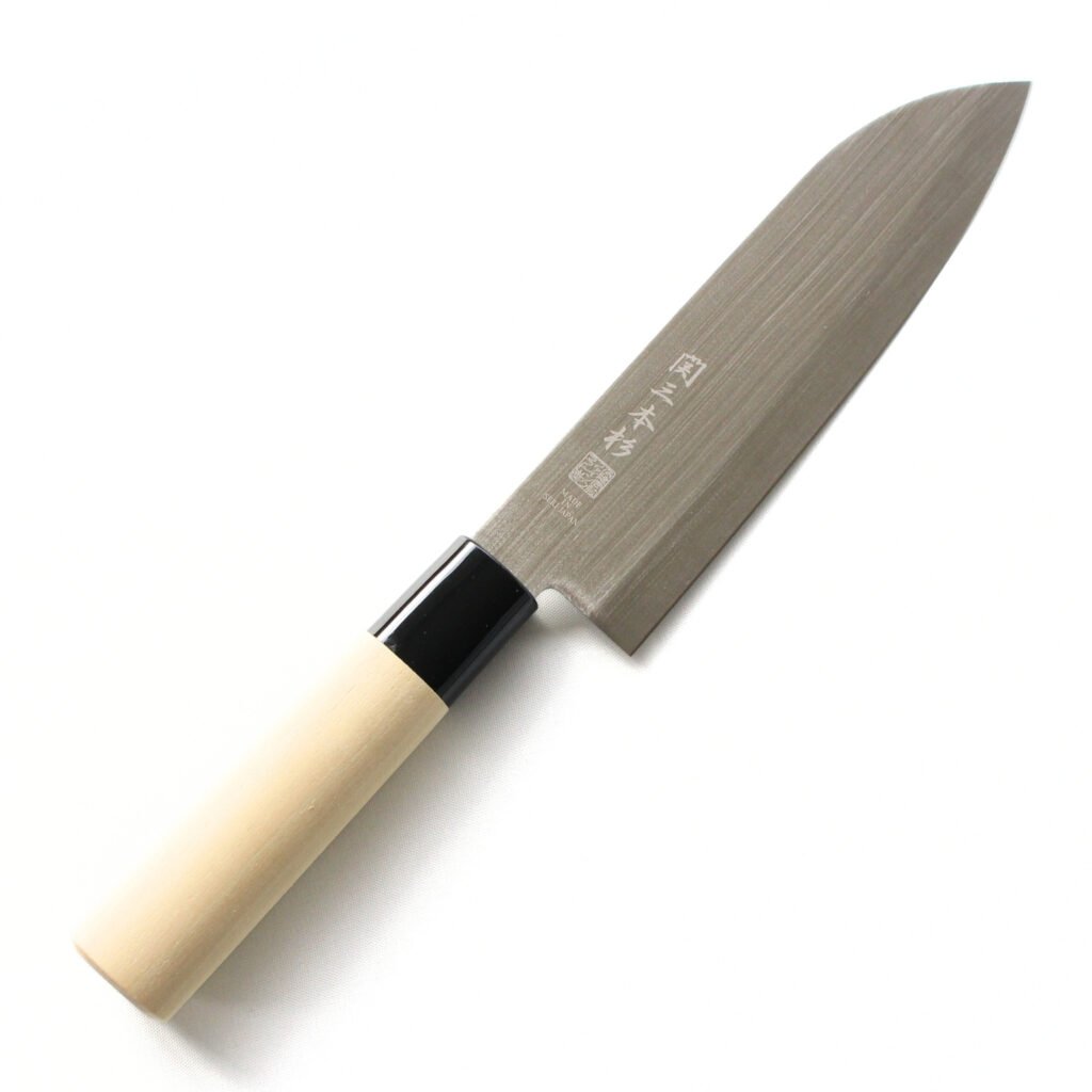 seki_sanbonsugi_japanese_style_all_purpose_all An all purpose knife displayed diagonally, showing the entire knife