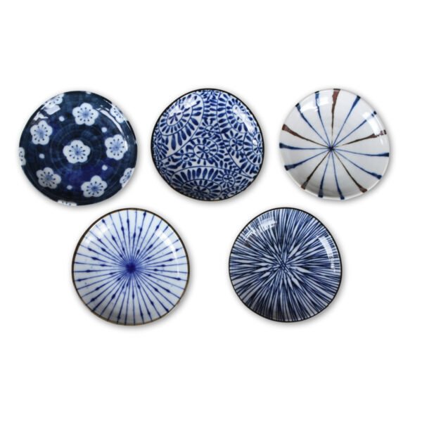 Top view of a gift set of five small plates