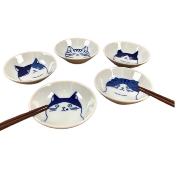 Image of five small plates with chopsticks